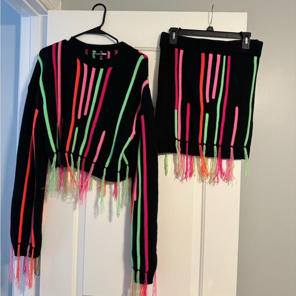 Two-Piece Set - Picture 2 of 2